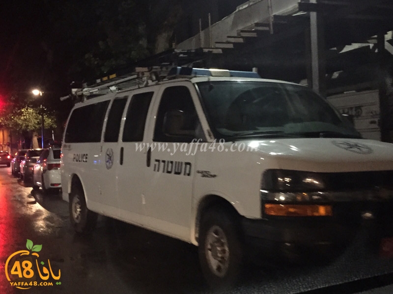 police in yaffa searching (1).jpg